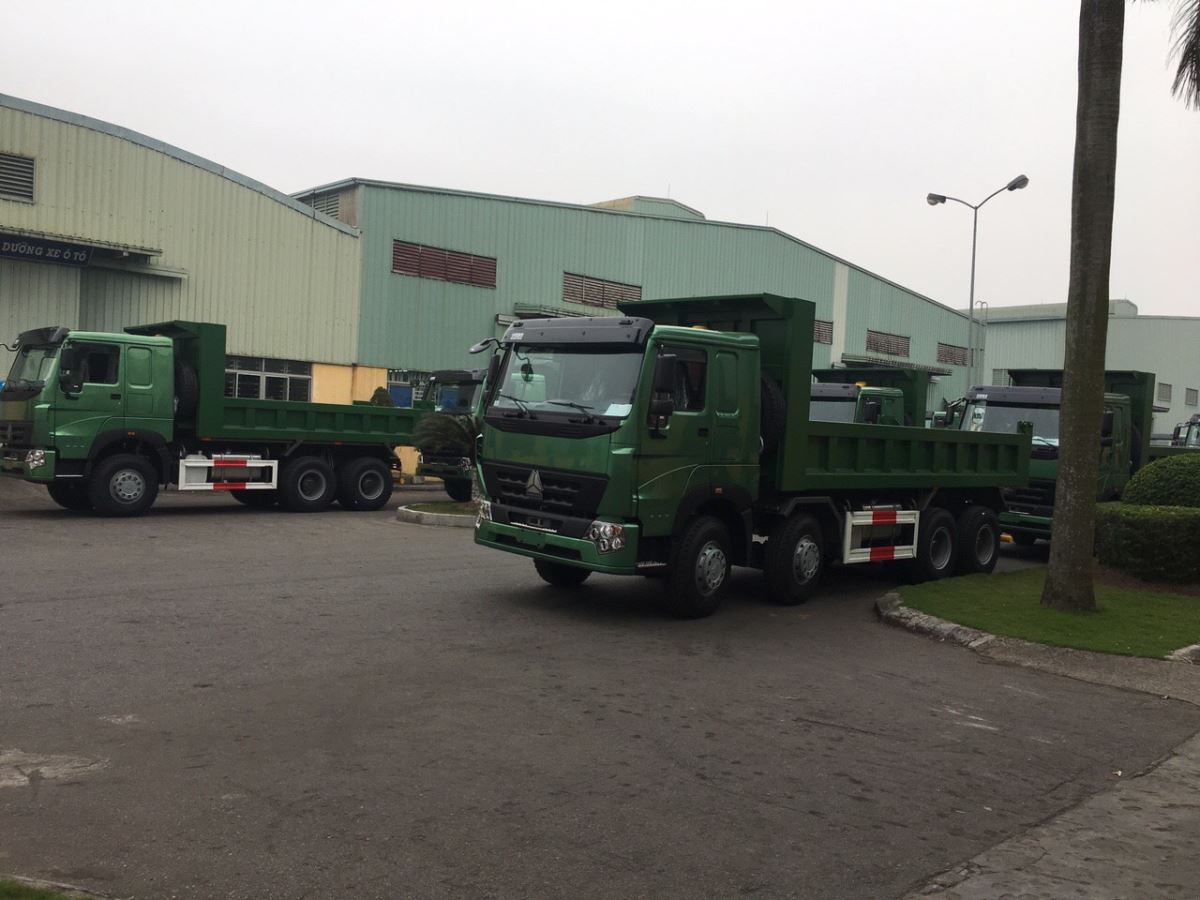 Hình ảnh xe tải ben 4 chân howo euro5 tải 12,9 tấntmt nhập khẩu lắp ráp